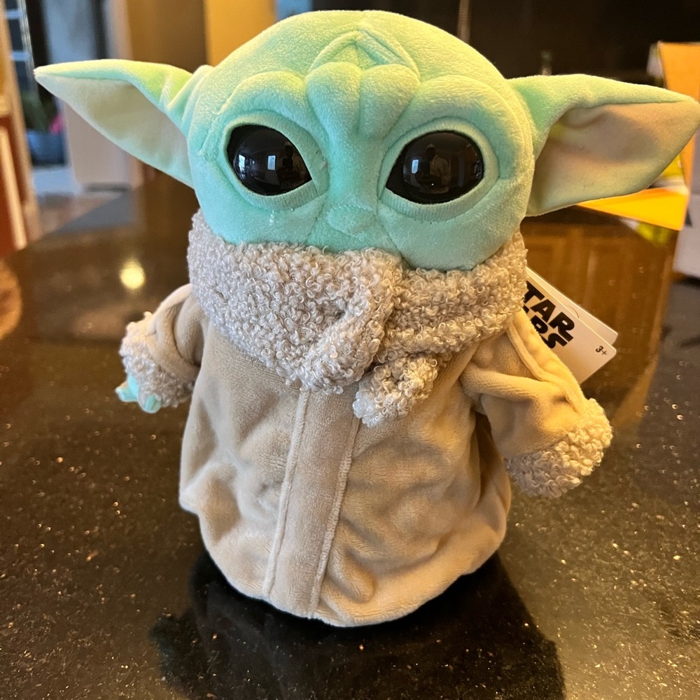 Star Wars ‘Baby Yoda’ Plush Toy